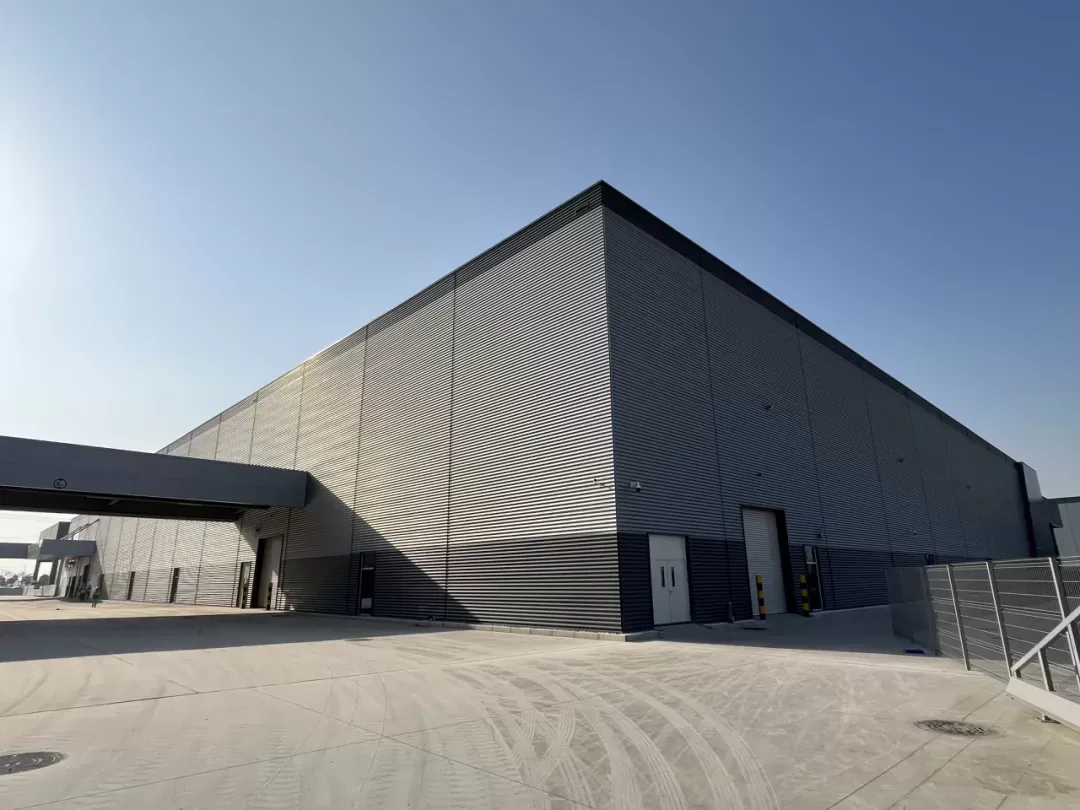 Megasteel continuously optimizes the safety management systems to provide a solid and reliable guarantee for project construction.